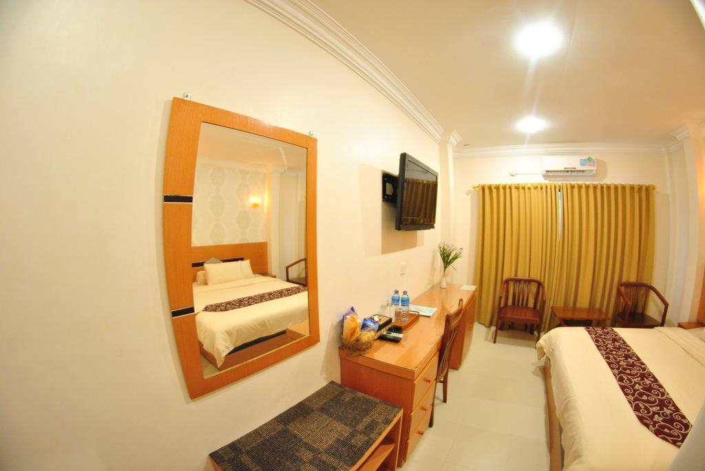 Hotel Panorama Tanjung Pinang Room photo